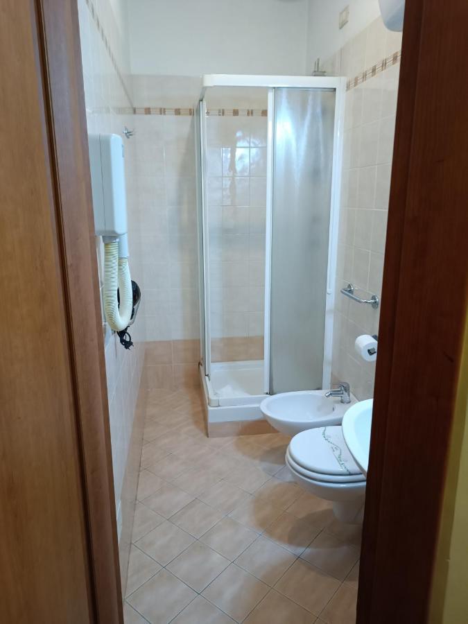 Opera Italian Suite Rome Bagian luar foto